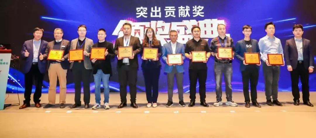 PG直营不凡成就非凡 - 官网
